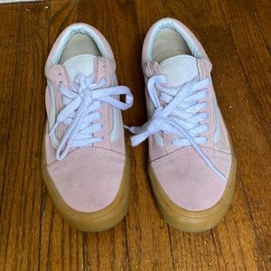 Too small, only worn a handful of time!